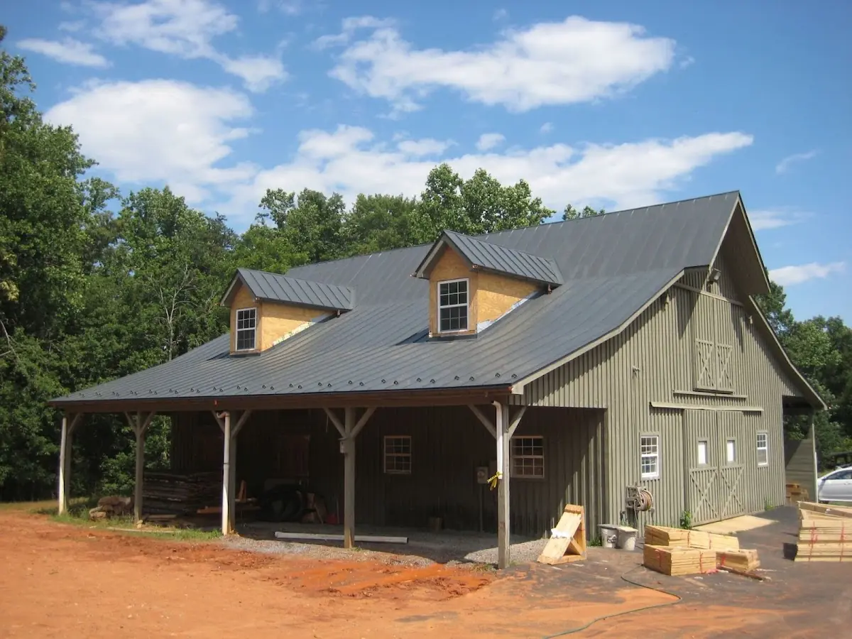 Expert Emergency Roof Leak Repair workmanship in Lake Forest